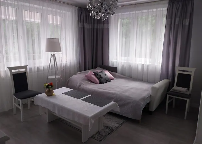 Goscinne Slupy - Parking Homestay Olsztyn (Warmian-Masurian)