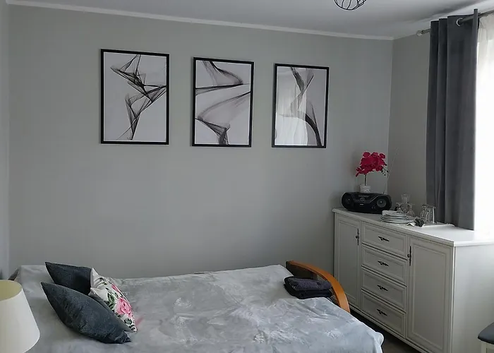 Goscinne Slupy - Parking Homestay Olsztyn (Warmian-Masurian)